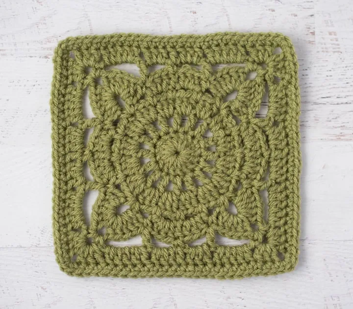 Happily Ever Afghan Block: A Free Textured Granny Square Pattern — photo 3