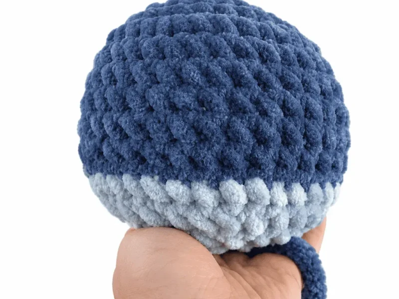 Blue Alien Plushie Crochet Pattern (Amigurumi)