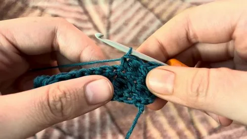 Learning the bobble stitch for textured crochet fabric — photo 4