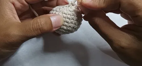 Little bear heart keychain to crochet in an afternoon — photo 3