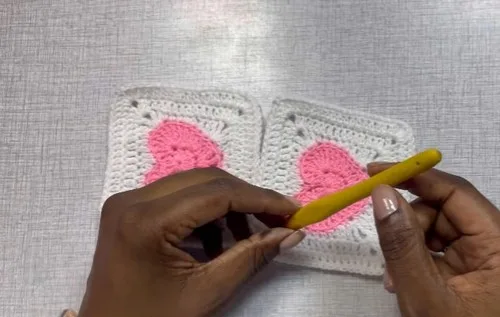 Crochet Heart Baby Cardigan Pattern (0-12 Months) — photo 3