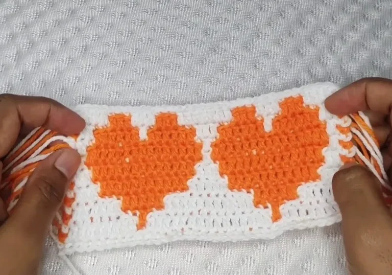 Mosaic heart crochet pattern for beginners