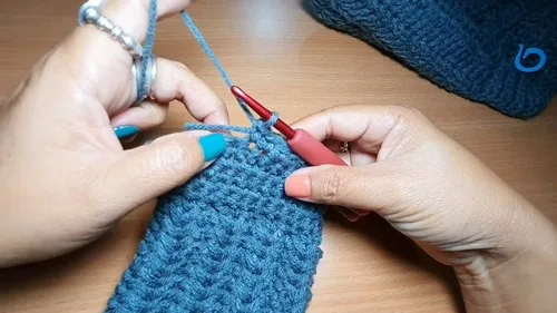Toe up crochet socks in a solid color — photo 2
